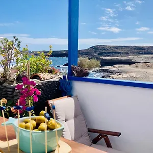 Casa Dora: Tradicional Y Al Borde Del Mar. Porís de Abona